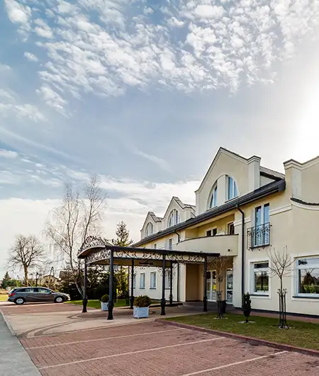 Parkering ved Hotel Lotos
